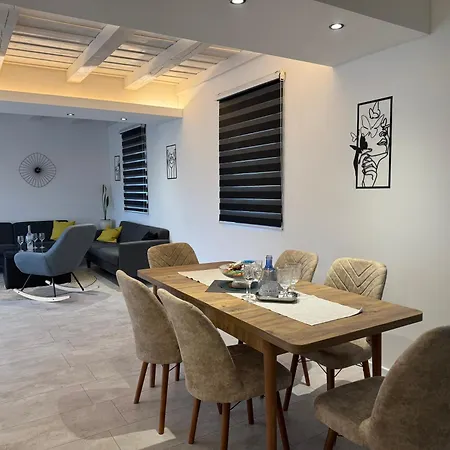 Village Pool Silentium *