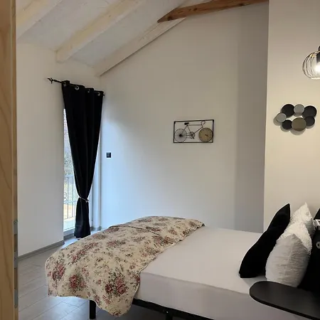 Village Pool Silentium Willa