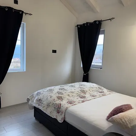 Vila Village Pool Silentium