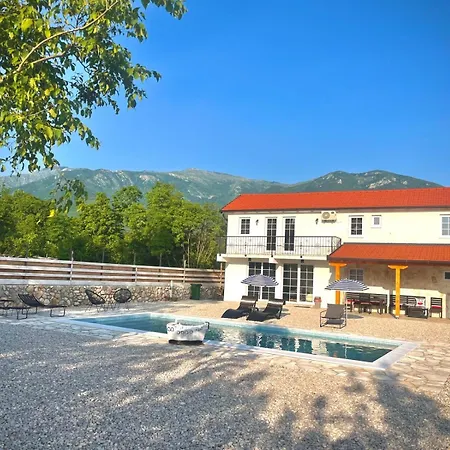 Villa Village Pool Silentium Mostar
