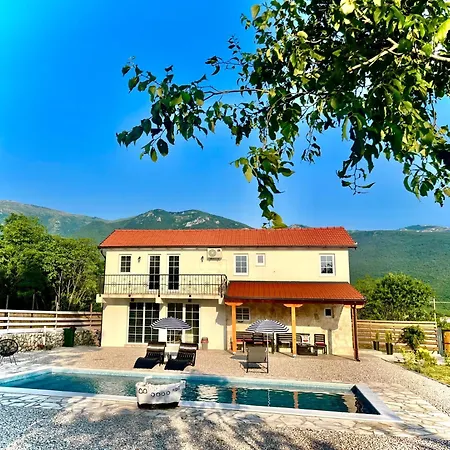 Village Pool Silentium Mostar